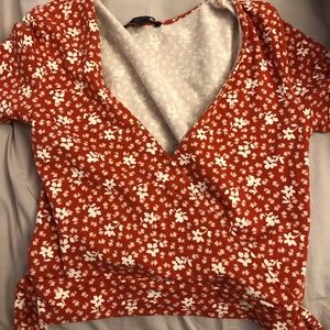 NWOT floral crop wrap top